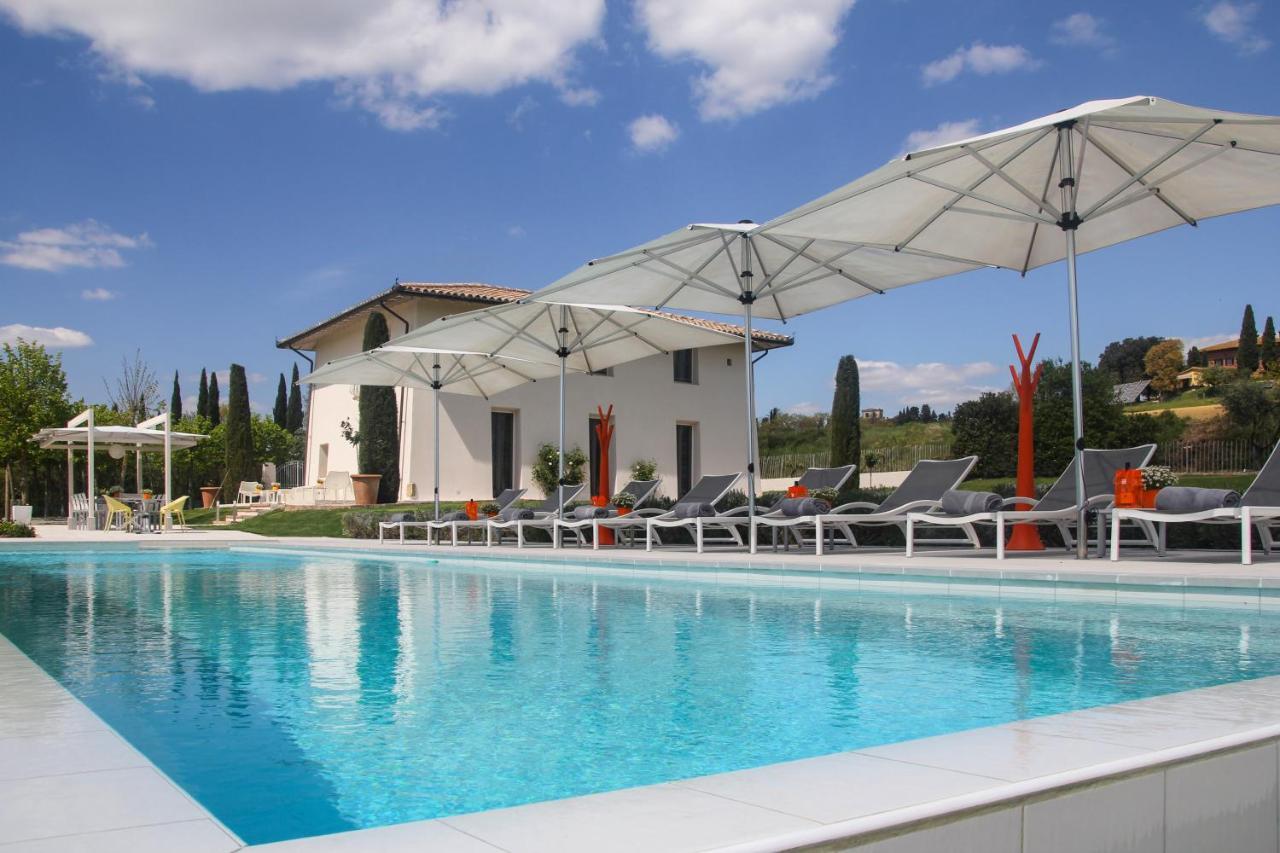 Fontelunga Hotel & Villas Pozzo  Екстериор снимка