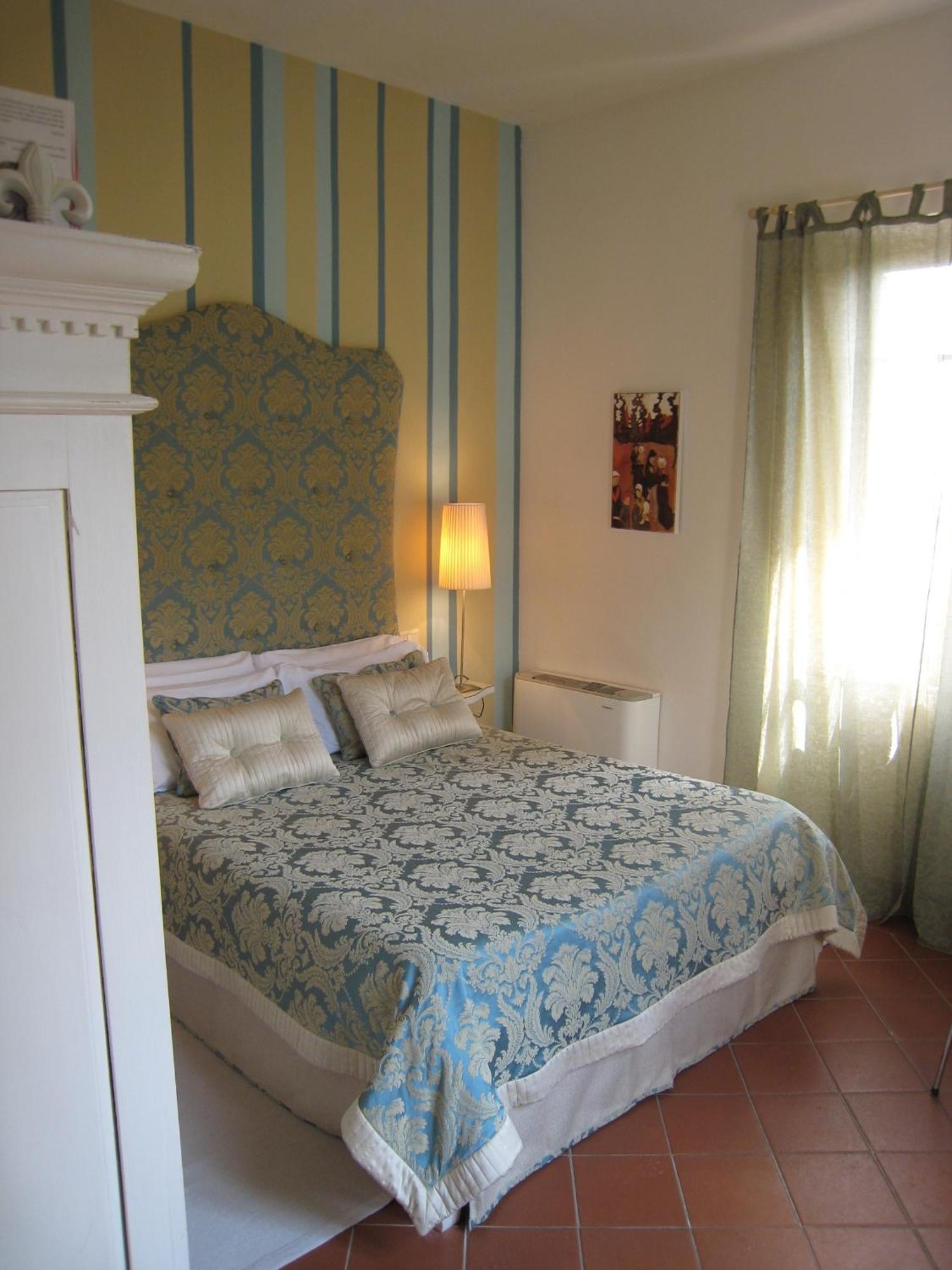 Fontelunga Hotel & Villas Pozzo  Екстериор снимка