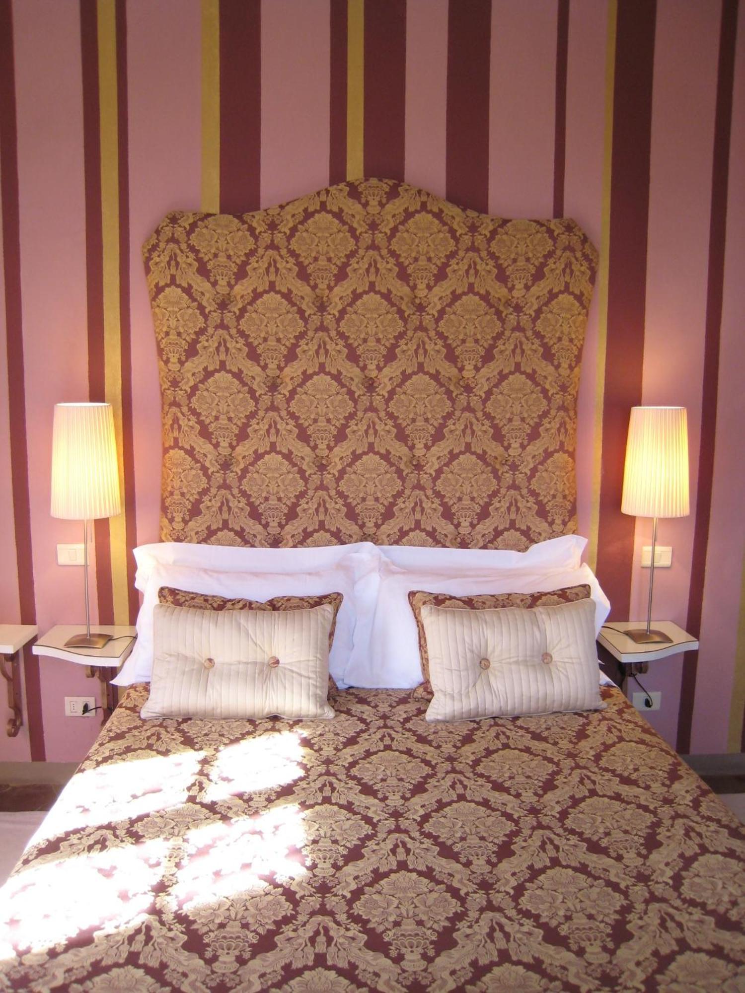 Fontelunga Hotel & Villas Pozzo  Екстериор снимка