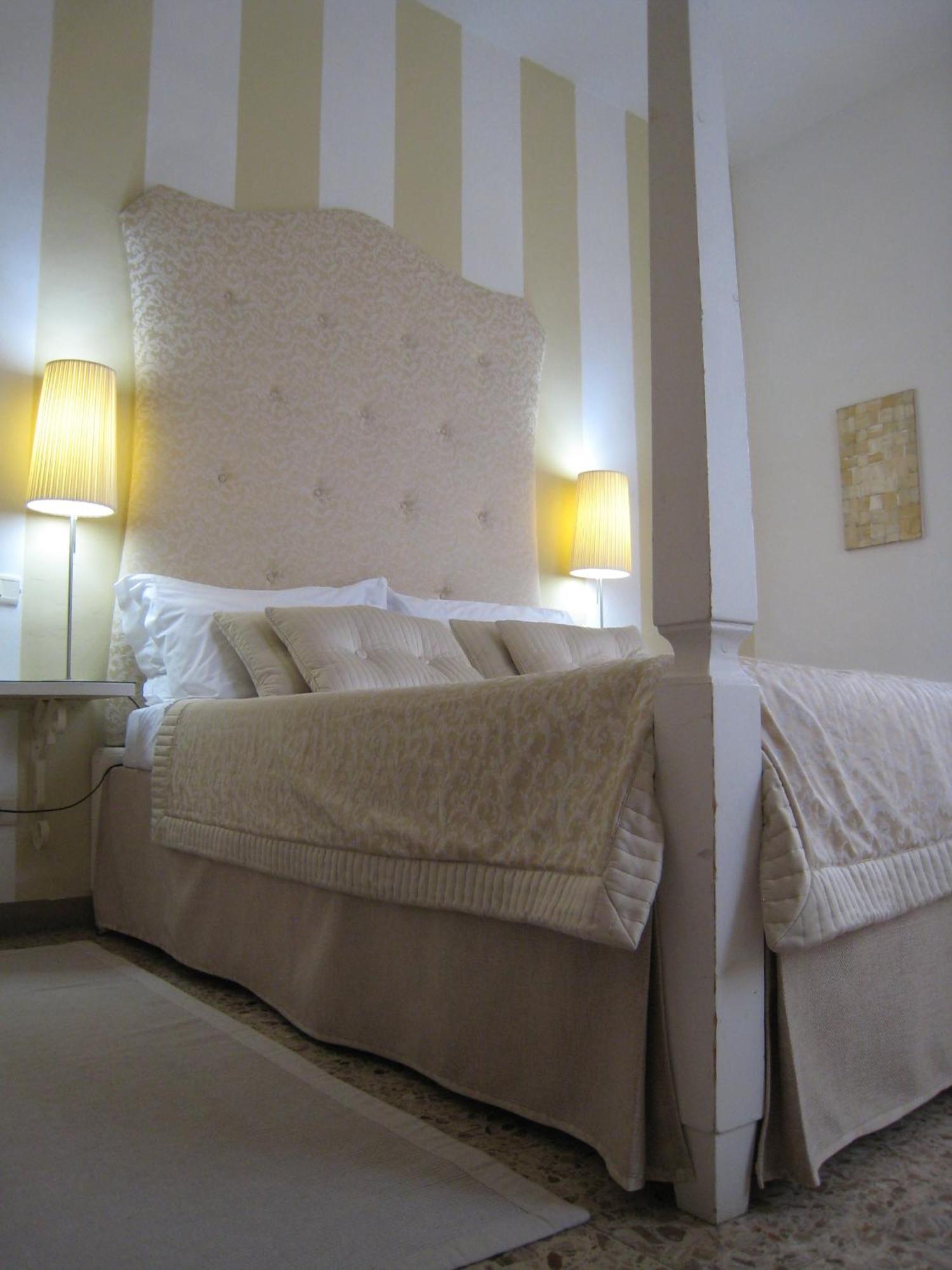 Fontelunga Hotel & Villas Pozzo  Екстериор снимка